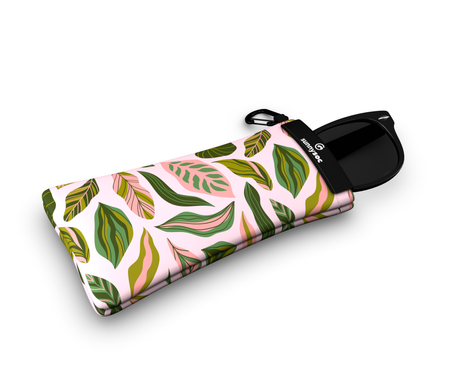 Created by GOGGLESOC APPAREL LIMITED, the woodland sunnysocs is one of our signature sunnysocs's. The woodland sunnysocs is available throughout Canada and North America from dedicated stockists or online.