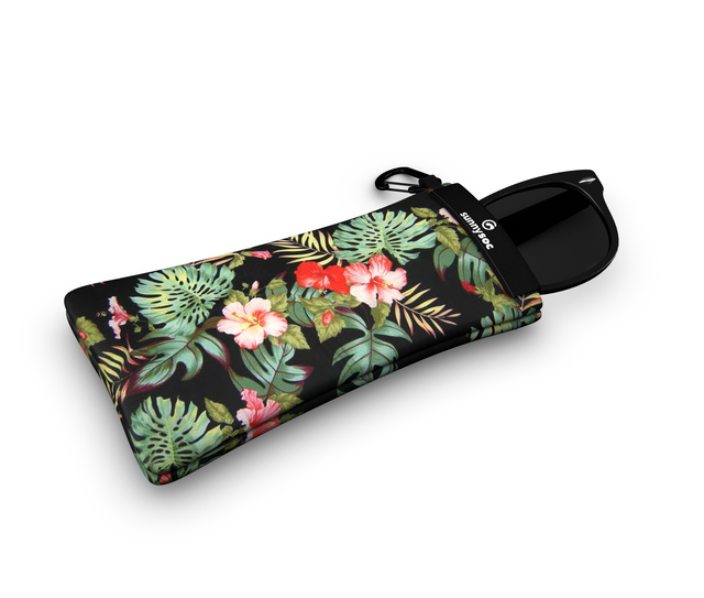 Created by GOGGLESOC APPAREL LIMITED, the hawaiian sunnysoc is one of our signature sunnysocs's. The hawaiian sunnysoc is available throughout Canada and North America from dedicated stockists or online.