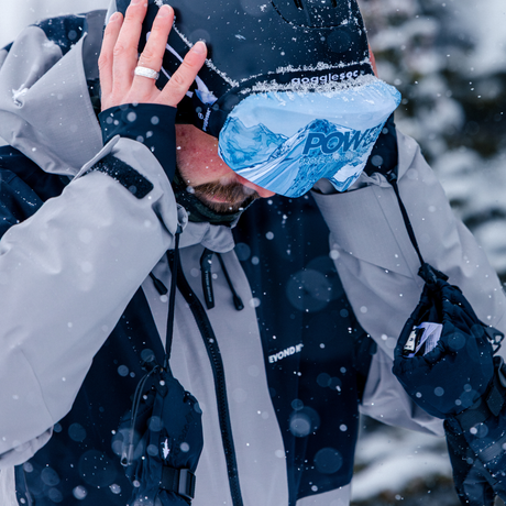 Created by GOGGLESOC APPAREL LIMITED, the POW x Kate Zessel 26 pro soc is one of our signature gogglesoc pros's. The POW x Kate Zessel 26 pro soc is available throughout Canada and North America from dedicated stockists or online.
